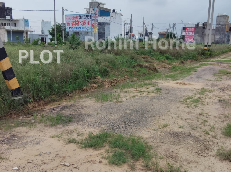 PLOT IN SECTOR 37 Rohini, Delhi For Residence